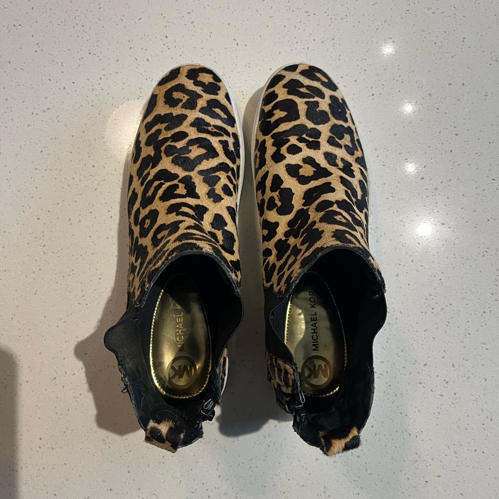 Michael Kors Keaton Bootie Natural Cheetah Pull On Ankle Sneakers Shoes Size 8.5 - Picture 5 of 10
